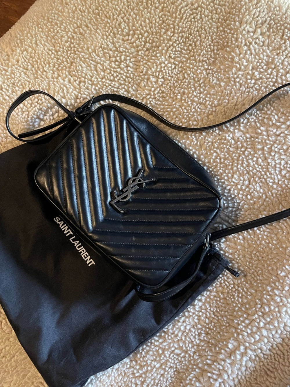 Saint Laurent Black Quilted Chevron Camera Bag with Tassel - Picture 2 of 3